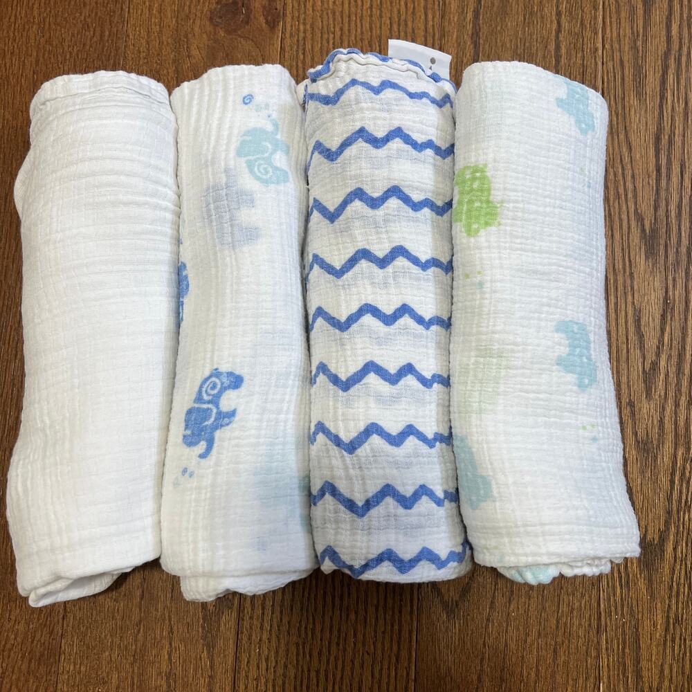 Bundle of 4 Aden and Anais Pooh Swaddles